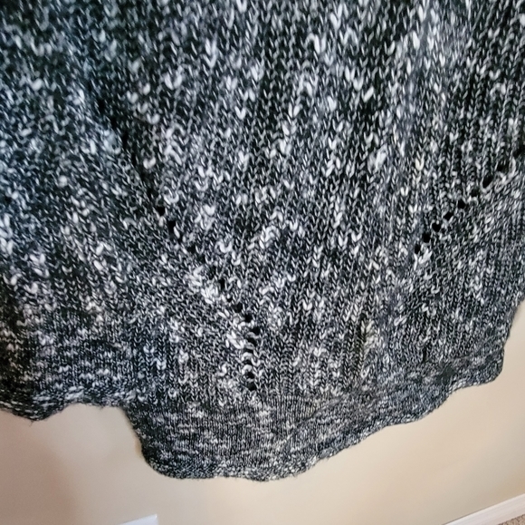 John + Jenn Black and White Mid Length Duster Oversized Cardigan Size XS - Picture 10 of 14